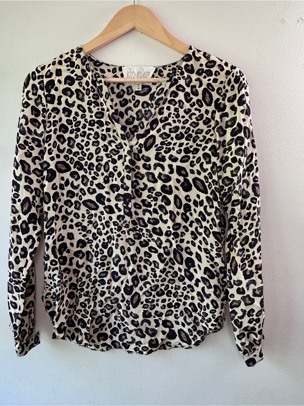 Rory Beca 100% Silk Leopard Animal Print V-Neck Long Sleeve Blouse Top XS